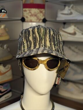 Thinsulate Vintage GORE-TEX Hat (M)